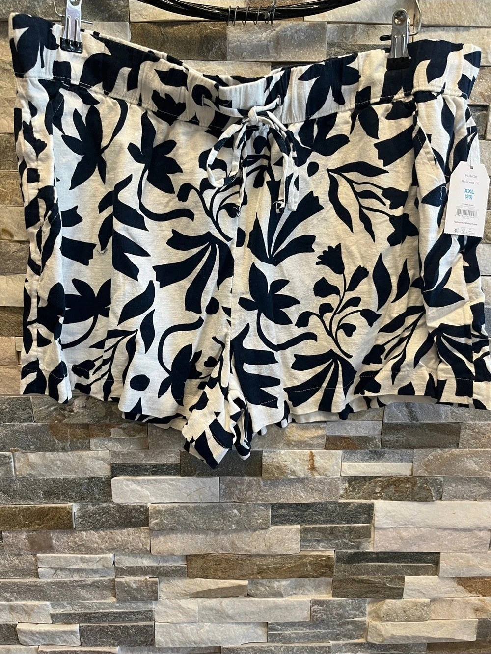 Time and Tru Women's Linen Blend Pull-On Shorts Black & Cream XXL (20)